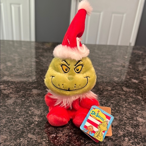 Dr. Seuss Grinch Small Beanie Plush with Red Santa Hat NWT - Picture 13 of 14